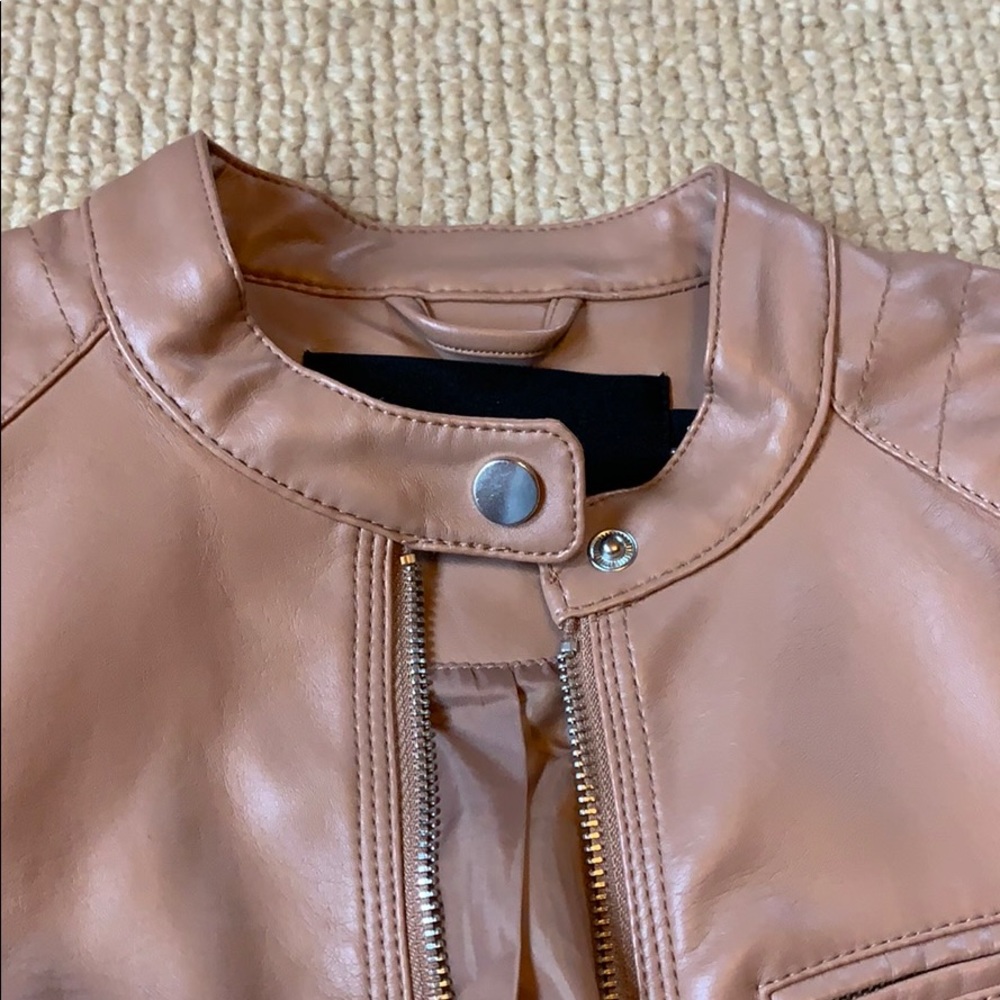 Jacket - Picture 3 of 6